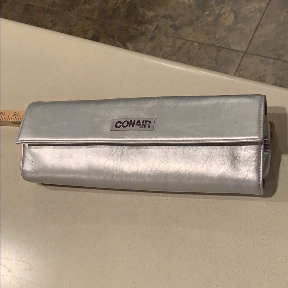 Curling iron/flat iron carrying case